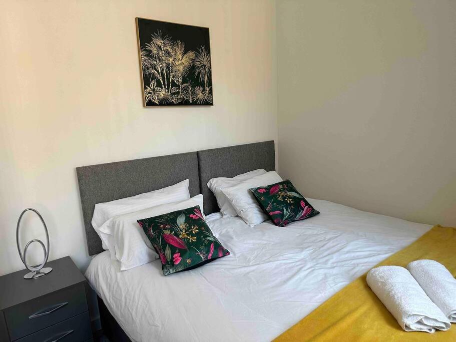 Spacious And Elegant Apartment Birmingham Eksteriør bilde