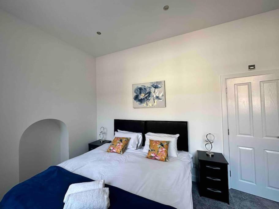 Spacious And Elegant Apartment Birmingham Eksteriør bilde
